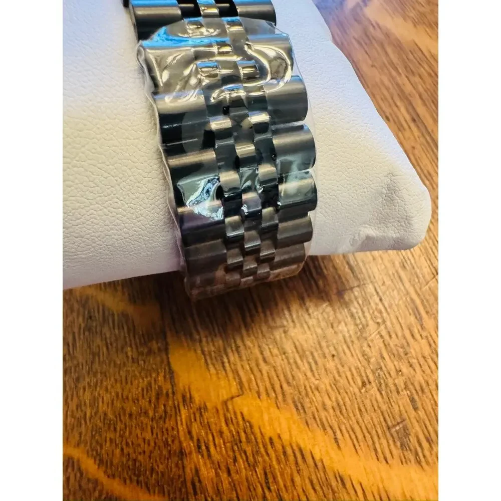 Invicta nwt specialty